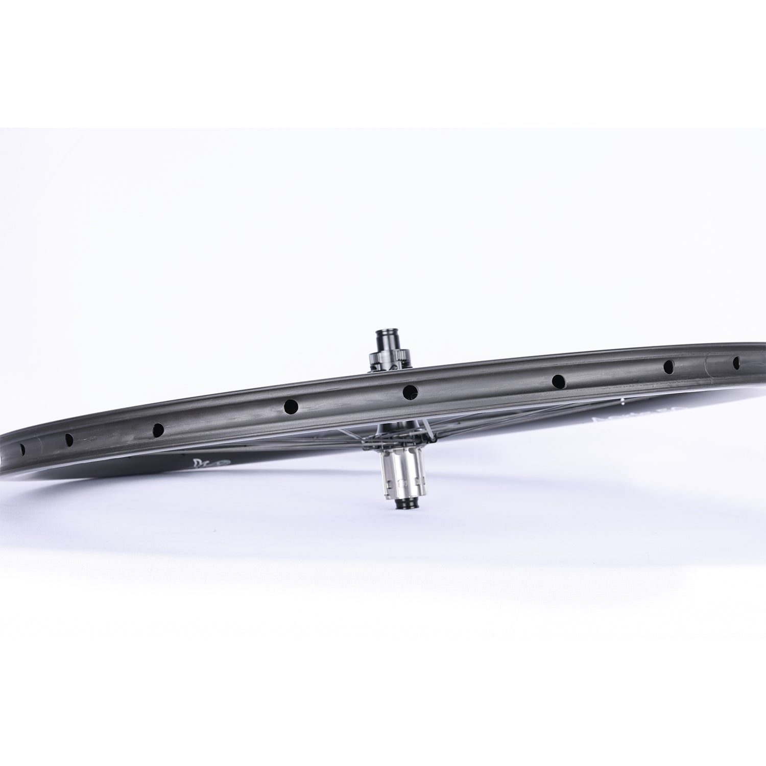 Aeris 50 カーボンスポークディスクホイールセット - ICANホイールジャパン